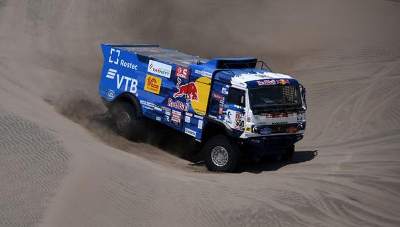 Victoria para Eduard Nikolaev en la categoría de camiones. (Foto: AFP).
