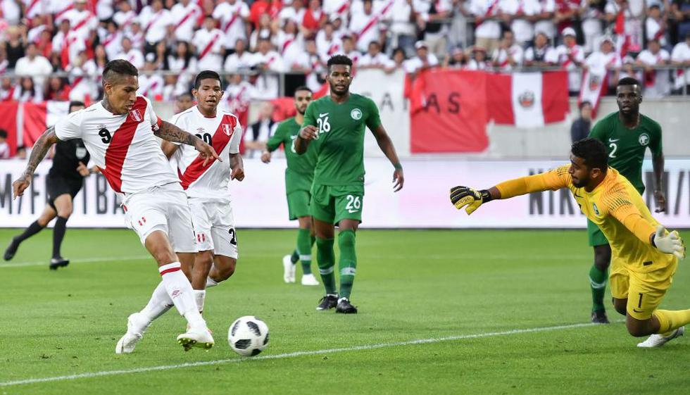 El delantero peruano marcó a los 40 minutos. Marcó su gol 33 con la selección peruana.