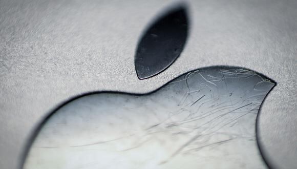 Apple enfrenta demandas por reducir la velocidad de sus smartphones. (Getty Images)