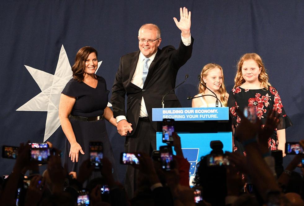 La coalición conservadora que gobierna Australia logró un "milagro" este sábado y se impuso contra todo pronóstico en las elecciones legislativas, con lo que mantendrá el poder. (Foto: AFP)