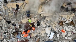 Ruinas e incertidumbre: Impactantes fotos muestran cómo amaneció Turquía tras devastador terremoto 