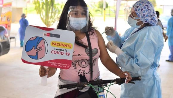 Tacna es la región que lidera el proceso de vacunación contra el coronavirus en el Perú. (Foto: Geresa Tacna)