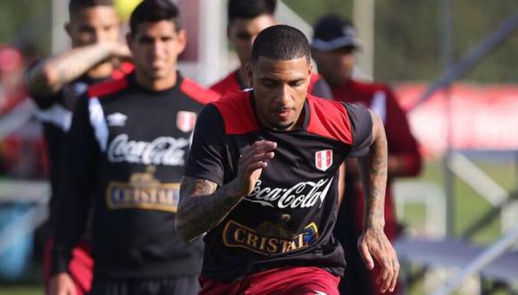 Alexi Gómez se sumó a los trabajos de la selección peruana.(@SeleccionPeru)