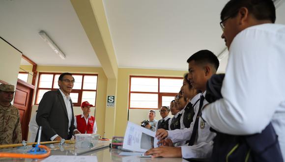 Vizcarra inauguró instalaciones de colegio en Tacna (Presidencia)