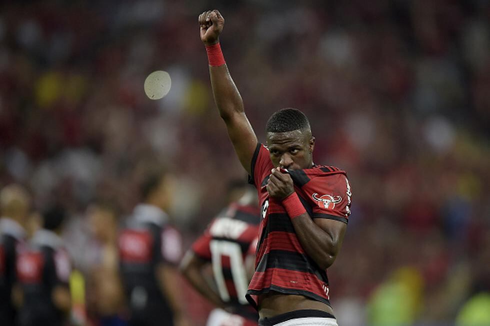 Vinicius Jr. dejó el Flamengo entre lágrimas y alista maletas para