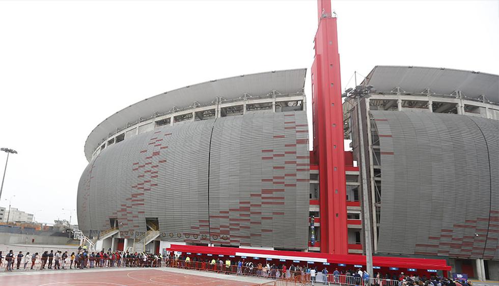 IPD denuncia instalación de panel publicitario cerca al Estadio Nacional. (Foto: Comercio)