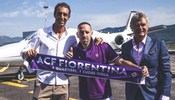 El francés Franck Ribery, a sus 36 años, seguirá jugando al fútbol. (Foto: Fiorentina / Viola News)
