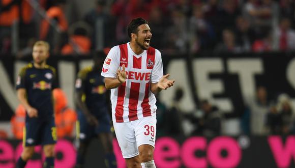 Claudio Pizarro, máximo goleador extranjero de la Bundesliga, intentará ampliar su destacado registro en el Colonia. (AFP)