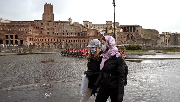 Autoridades de Italia han ordenado el cierre en todo el país de lugares de diversión y entretenimiento por el coronavirus. (Foto: AFP)