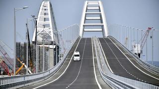 Unión Europea sanciona a entidades por la construcción del puente ruso de Kerch