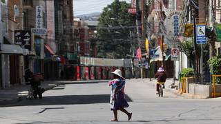 Bolivia reporta 1.095 contagios y Gobierno dice que paro médico es un fracaso