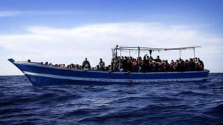 Libia: Hallan los cadáveres de 40 emigrantes frente a las costas del país