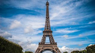 Cierran “hasta nuevo aviso” la torre Eiffel, el Louvre y Versalles por propagación del coronavirus en Francia