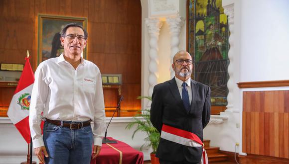 Reto. Víctor Zamora juró al cargo en una breve ceremonia realizada en Palacio de Gobierno. Foto: Presidencia