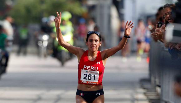 Gladys Tejeda logró la medalla de oro en la media maratón bolivariana tras marcar 1:14.552. (@IPD)
