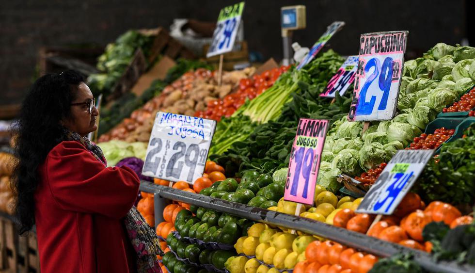 Argentinos luchan contra una vieja conocida: la inflación. (Foto: AFP)