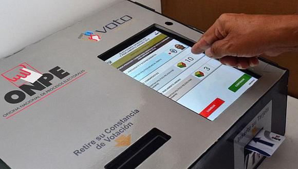 Un sistema digital de votación conllevarías muchas ventajas, asegura el columnista. (Foto: Andina)