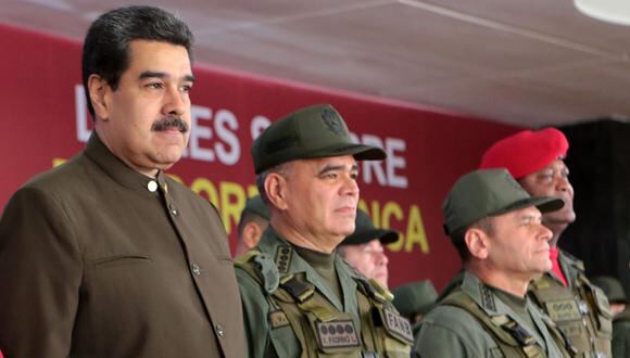 Nicolás Maduro ordenó movilizar personal militar a la frontera con Colombia. (Foto: AFP/archivo)