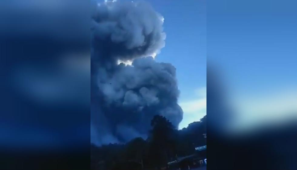 Indonesia: Erupción de volcán Tangkuban Parahu provoca una lluvia de ceniza. (Foto: Captura - Twitter)