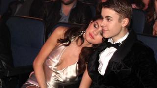 ¿Ya no se esconden? Justin Bieber y Selena Gómez asistieron a la iglesia juntos