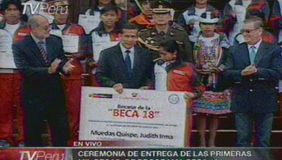 Humala estuvo acompañado por cuatro de sus ministros. (TV Perú)