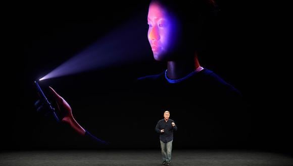 El iPhone X fue presentado ayer en el recién estrenado Apple Park ubicado en Cupérnico, California. (AFP)