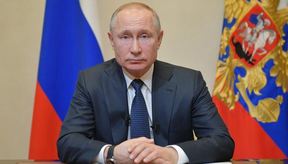 Putin anunció que los rusos no trabajarán la semana que viene, hasta el 5 de abril, para "desacelerar" la propagación del COVID-19. (AFP).