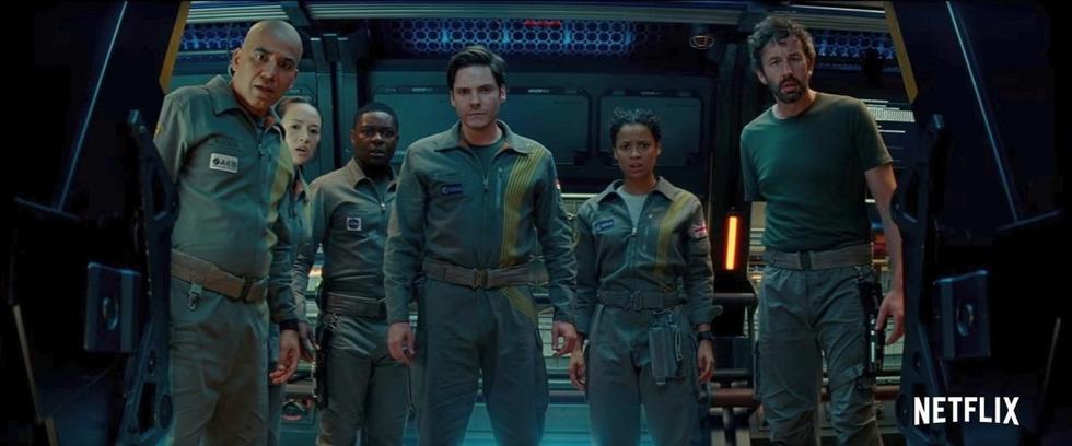 Han pasado 10 años desde el estreno de 'Cloverfield', la pelicula producida por J.J. Abrams, y Netflix ha lanzado este domingo, por sorpresa, la tercera entrega de la saga de ciencia ficción.