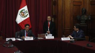 Segundo Tapia inició solo sesión de Comisión de Fiscalización y a la espera de otros 18 congresistas [VIDEO]