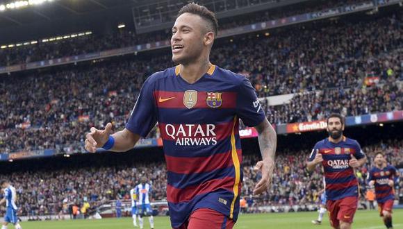 Neymar renovó por cinco años más con el Barcelona. (AFP)