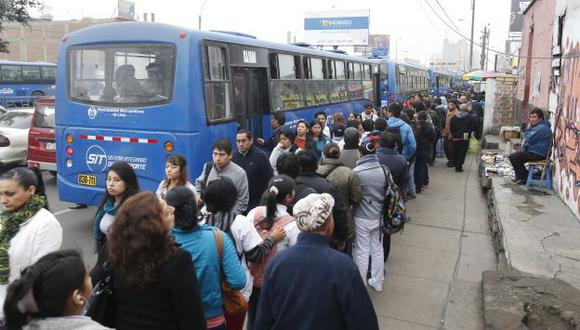 Pasajes gratis continuarán en el Corredor Azul hasta primera quincena de octubre. (Perú21)