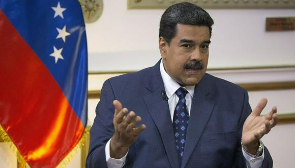 Washington ha amenazado con represalias a países que hagan negocios relacionados con el oro o el petróleo de Venezuela. (Foto: AP)