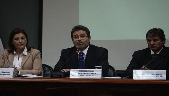 El ministro de Justicia, Juan Jiménez, en conferencia de prensa. (Andina)