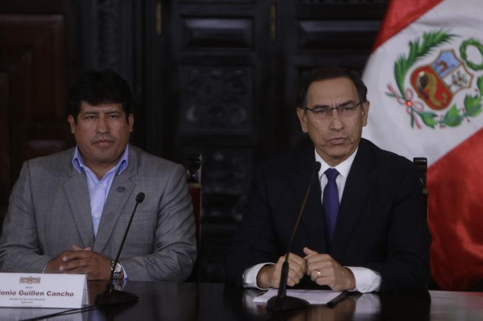En la conferencia, el jefe de Estado Martín Vizcarra respaldó la denuncia del burgomaestre. (Perú21/Luis Centurión)