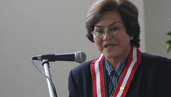 Gladys Echaíz renuncia al Ministerio Público. (Heiner Aparicio)