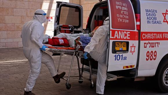 Israel se adentra en la quinta ola de la pandemia, superando los 1.300 nuevos contagios en las últimas 24 horas. (Foto: Menahem KAHANA / AFP)