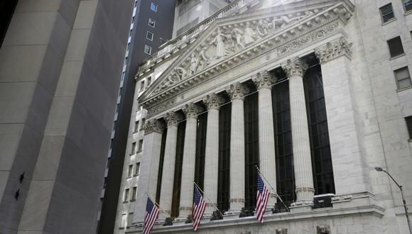 La bolsa de valores de Nueva York (NYSE) opera a la baja el lunes. (Foto: AP)