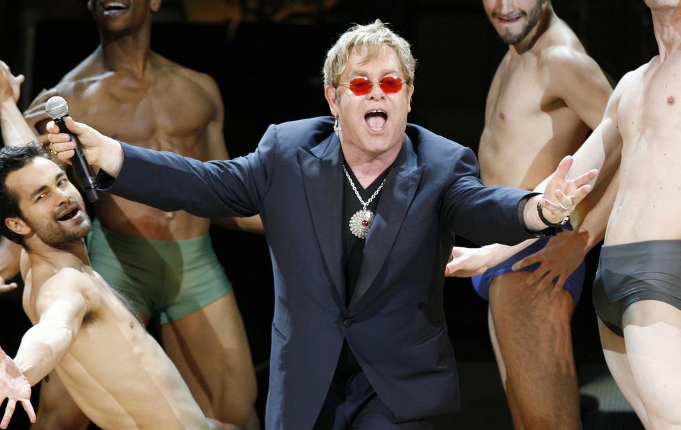 El cantante británico Elton John anunció su gira mundial de despedida. (Créditos: AP)