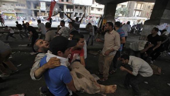 Heridos en El Cairo por enfrentamientos de ayer. (Reuters)