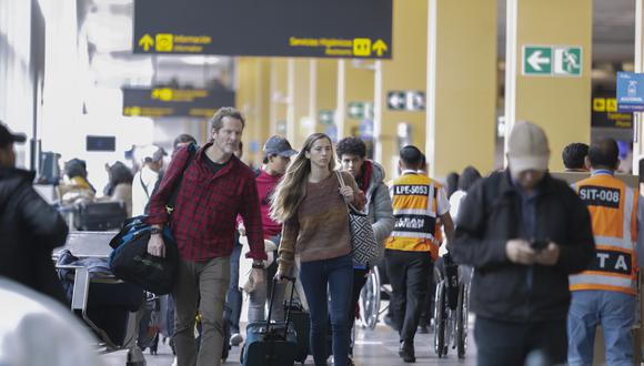 En el 2022 se transportó a más de 18 millones de pasajeros a través del Aeropuerto Jorge Chávez. (Referencial)