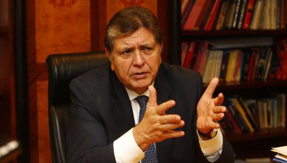 Alan García interviene en polémica entre el contralor y el ministro de Economía por caso Chinchero (Andrés Cuya)