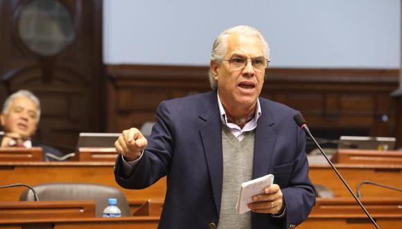 Gino Costa fue sancionado con tres días de suspensión por la Comisión de Ética Parlamentaria. (Foto: Congreso)