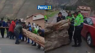 Policías y pobladores se unen para desbloquear vías que habían sido cerradas por manifestantes en Cusco 