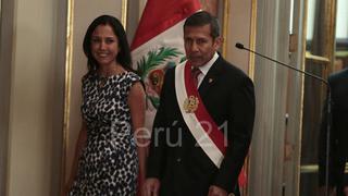 Nadine Heredia y sus gestos durante juramentación de ministros [Fotos]