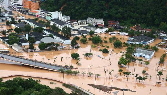 Inundaciones en Sao Paulo han dejado decenas de damnificados. (Danilo Verpa/Folhapress)