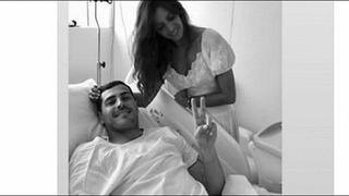 Sara Carbonero acompaña a Iker Casillas y espera nueva evaluación médica