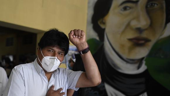 Evo Morales, que también es presidente del gubernamental Movimiento al Socialismo (MAS), se suma a la lista de algunas autoridades del Gobierno del presidente Luis Arce que se contagiaron con el virus. (Foto: Federico PARRA / AFP)