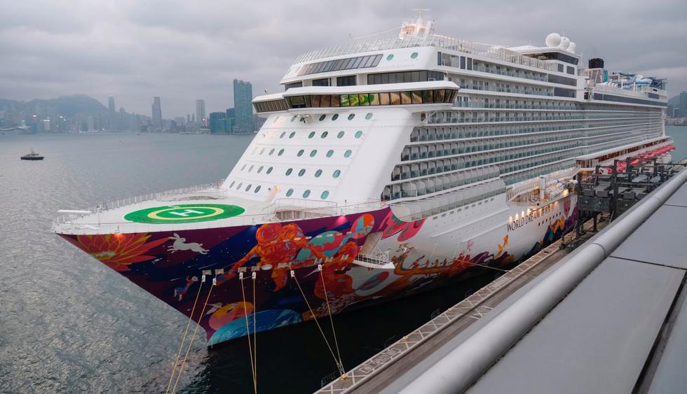 Hong Kong puso en cuarentena a 3.600 pasajeros y tripulantes de un crucero porque anteriormente se confirmaron casos de personas con el virus. (Reuters).