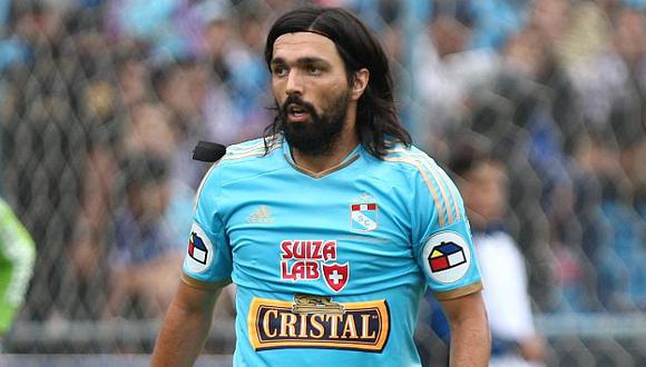 Jorge Cazulo, volante uruguayo de Sporting Cristal, recibió la nacionalidad peruana. (USI)