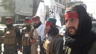 Afganistán: Talibanes armados prohíben protestas en Kabul